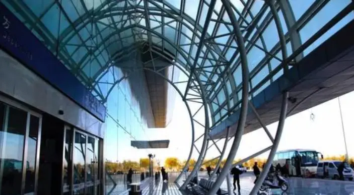 阿克苏螺栓球网架定制