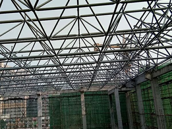 阿克苏螺栓球网架工程报价